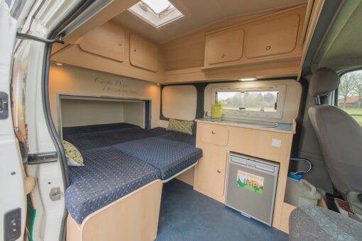 Type 4 (2 seats and 2 sleeping places) Compact Camper - Image 5