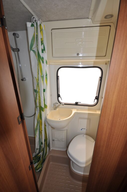 Type 9 ( 4 seats and 4 sleeping places) - Image 16
